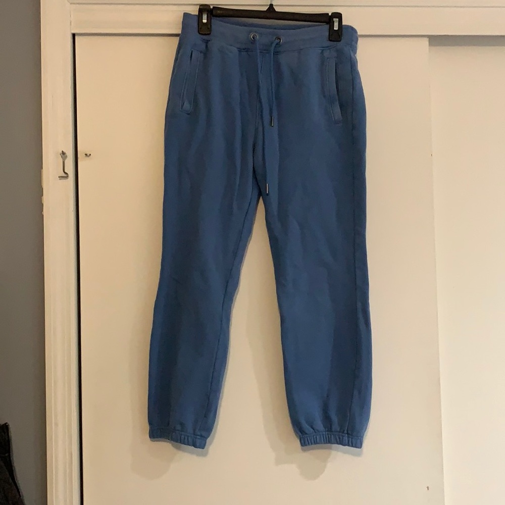 Size small Aero sweatpants